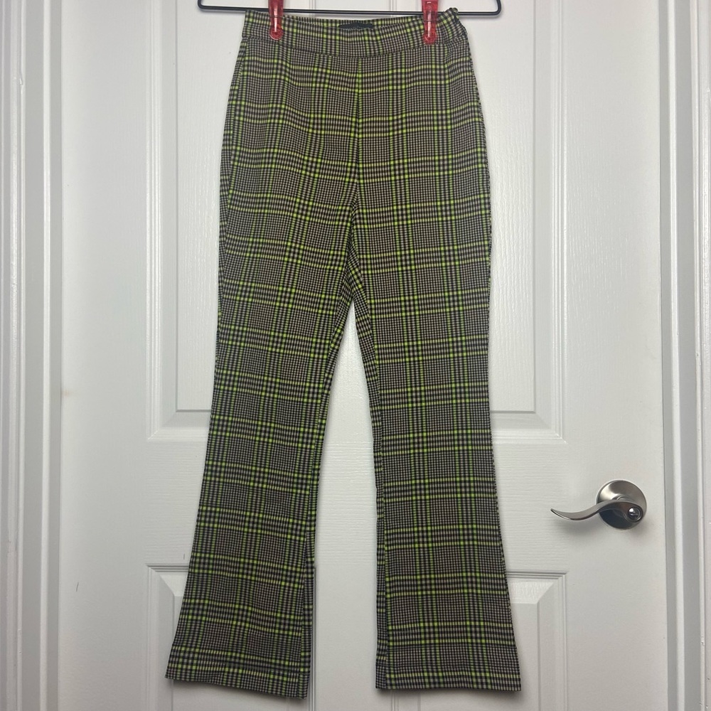 NEW Urban Outfitters Black & Green Lola Plaid Kick Flare Pants w/Side Zip Size 2